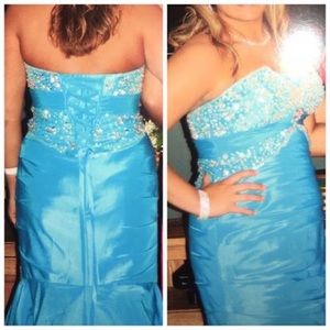 Turquoise prom dress